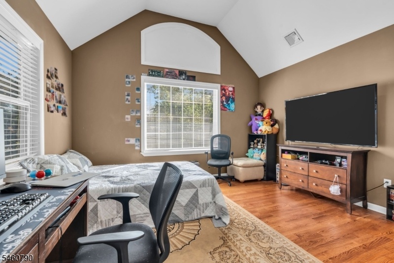 4th bedroom