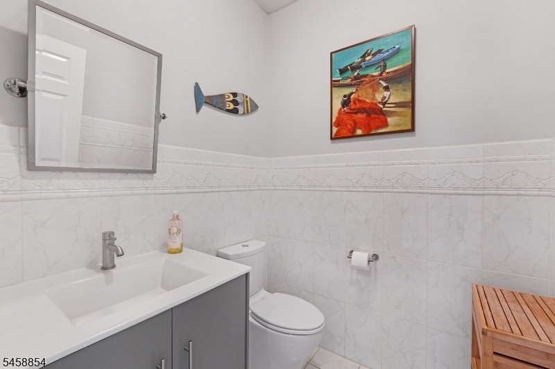 powder room