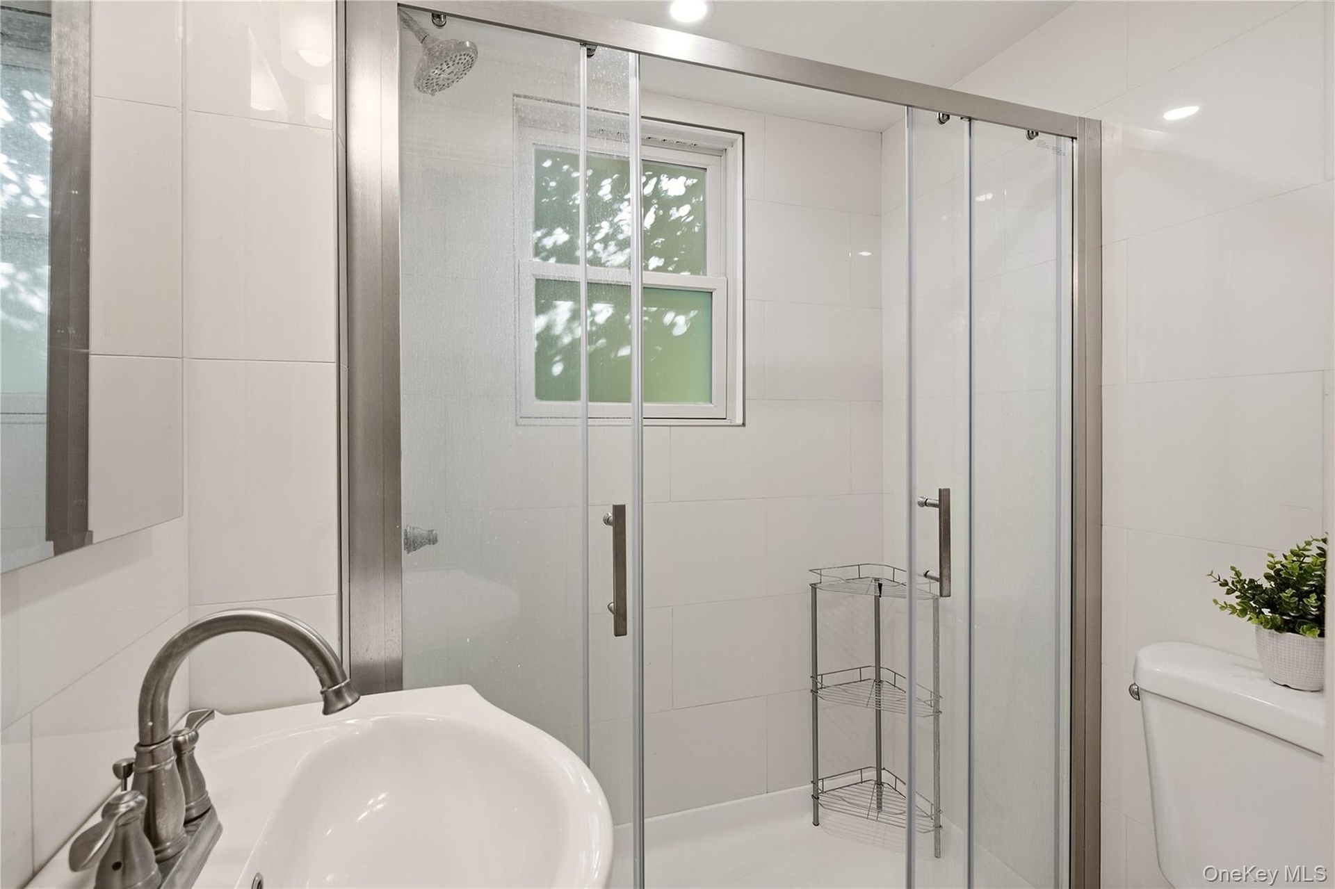 Updated Full Bathroom