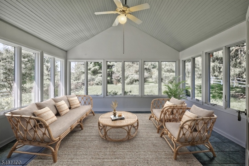 4 Season sunroom