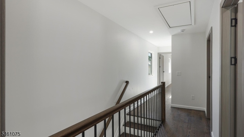 2nd floor hall