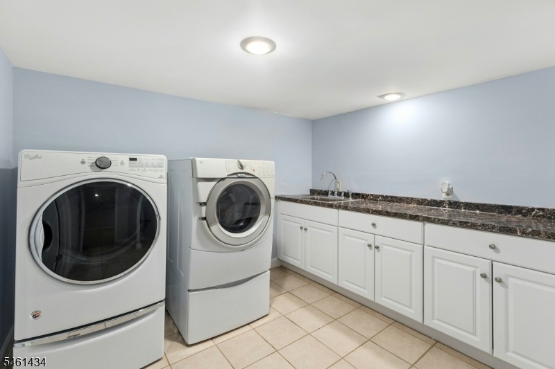 Large basement laundry room