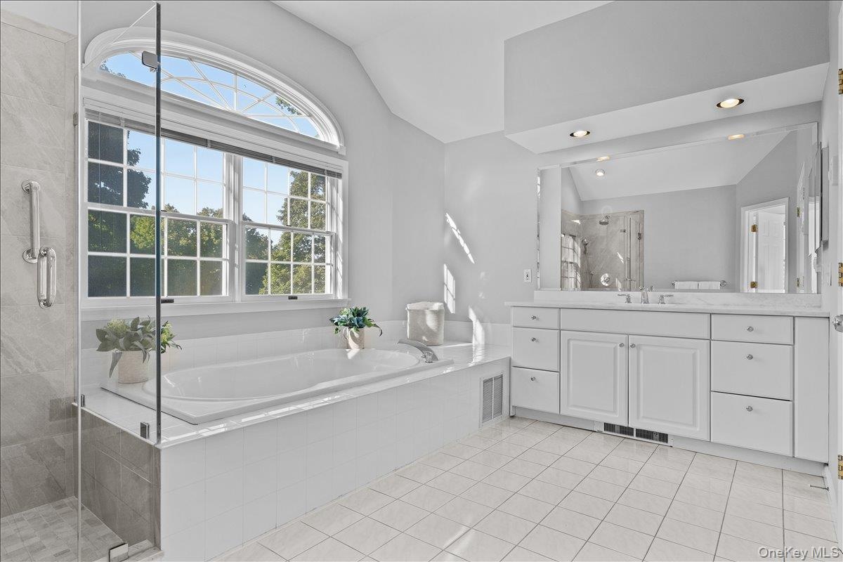 Primary Ensuite Bathroom