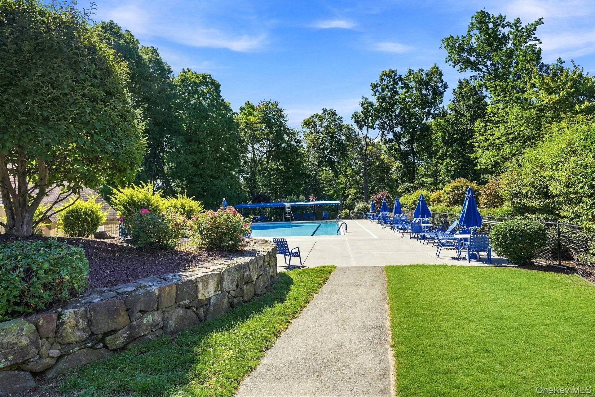 Section Pool
