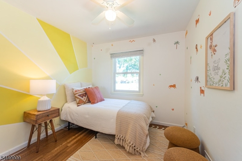 Bedroom4