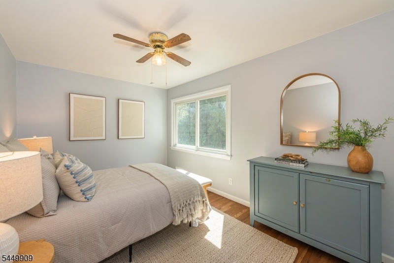 Bedroom2