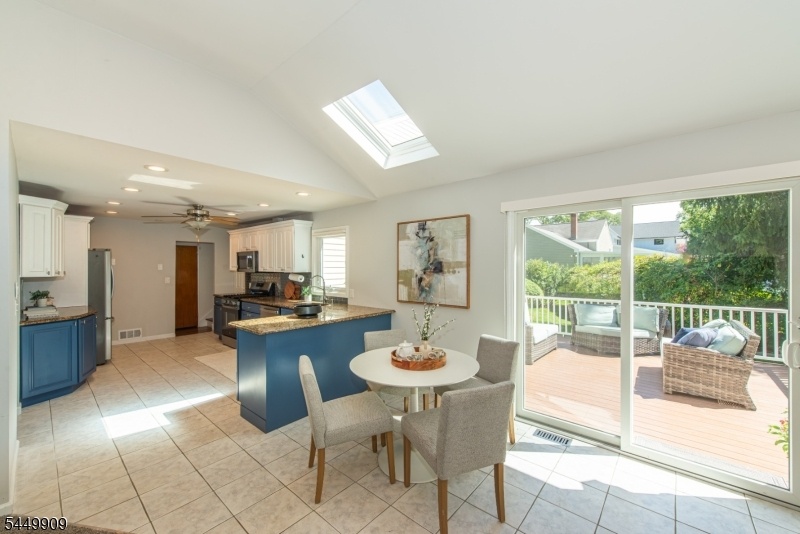 Breakfast Nook