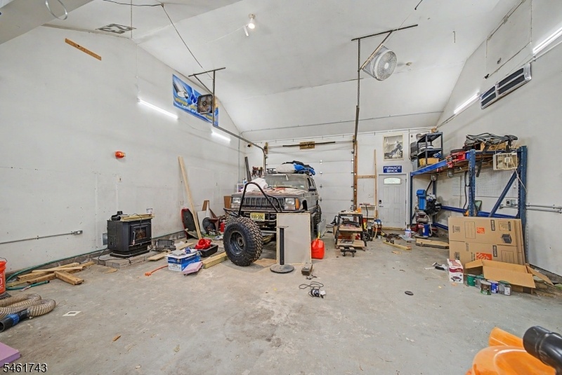 DIY Garage 2
