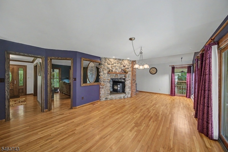 Dining Area/Fire Place