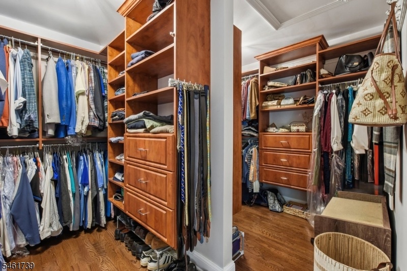 Primary walk in closet
