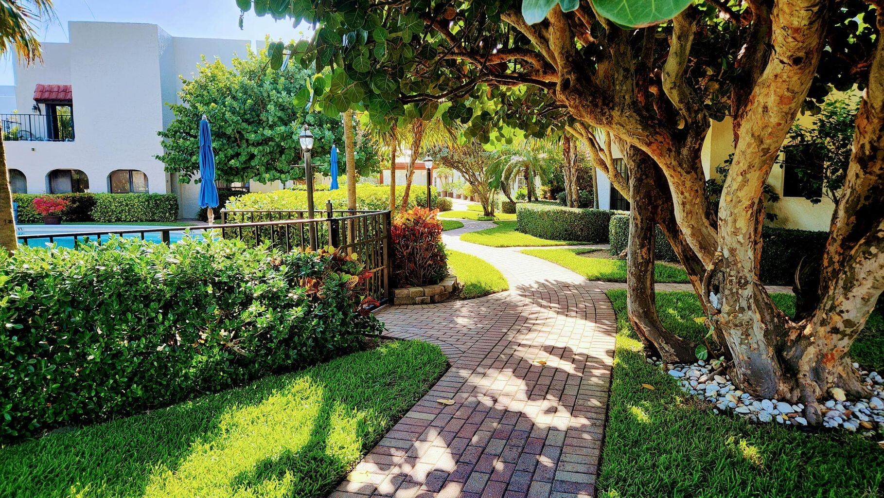 Pool to Front Door Walkway