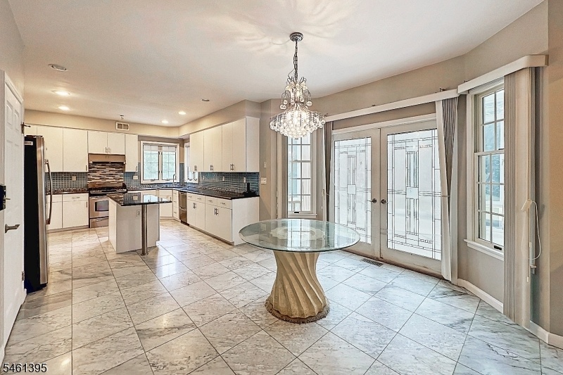 Breakfast Room & Kitchen