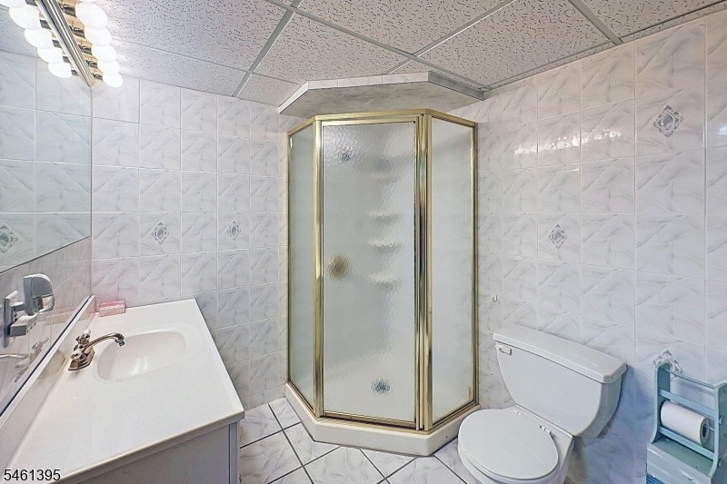 Rec Room Full Bathroom