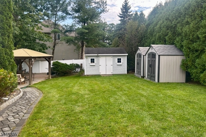 Side View with 3 Sheds