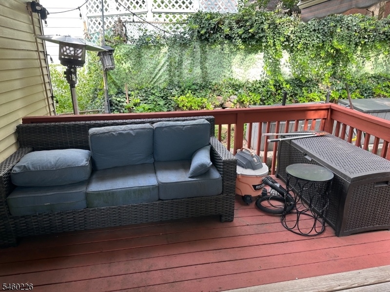 Deck Side (Left)