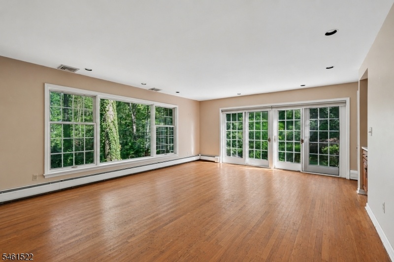Family Room 20x15
