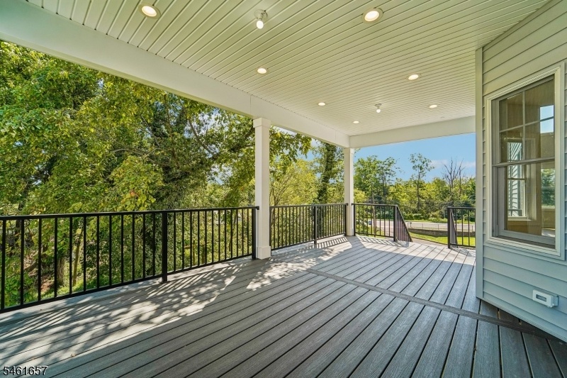 deck off kitchen