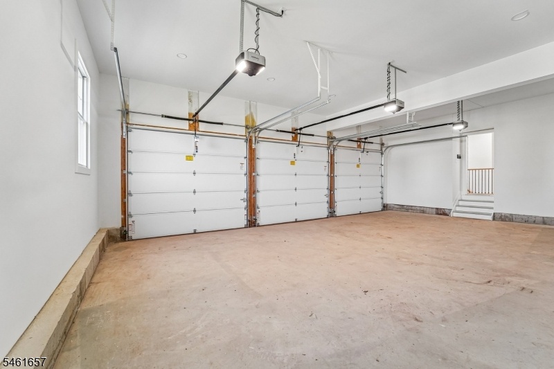 3 car garage