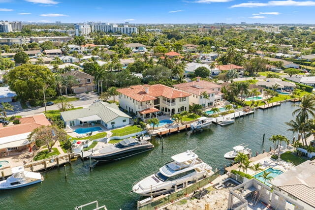 Minutes Away from Hillsboro Inlet & Lighthouse Point