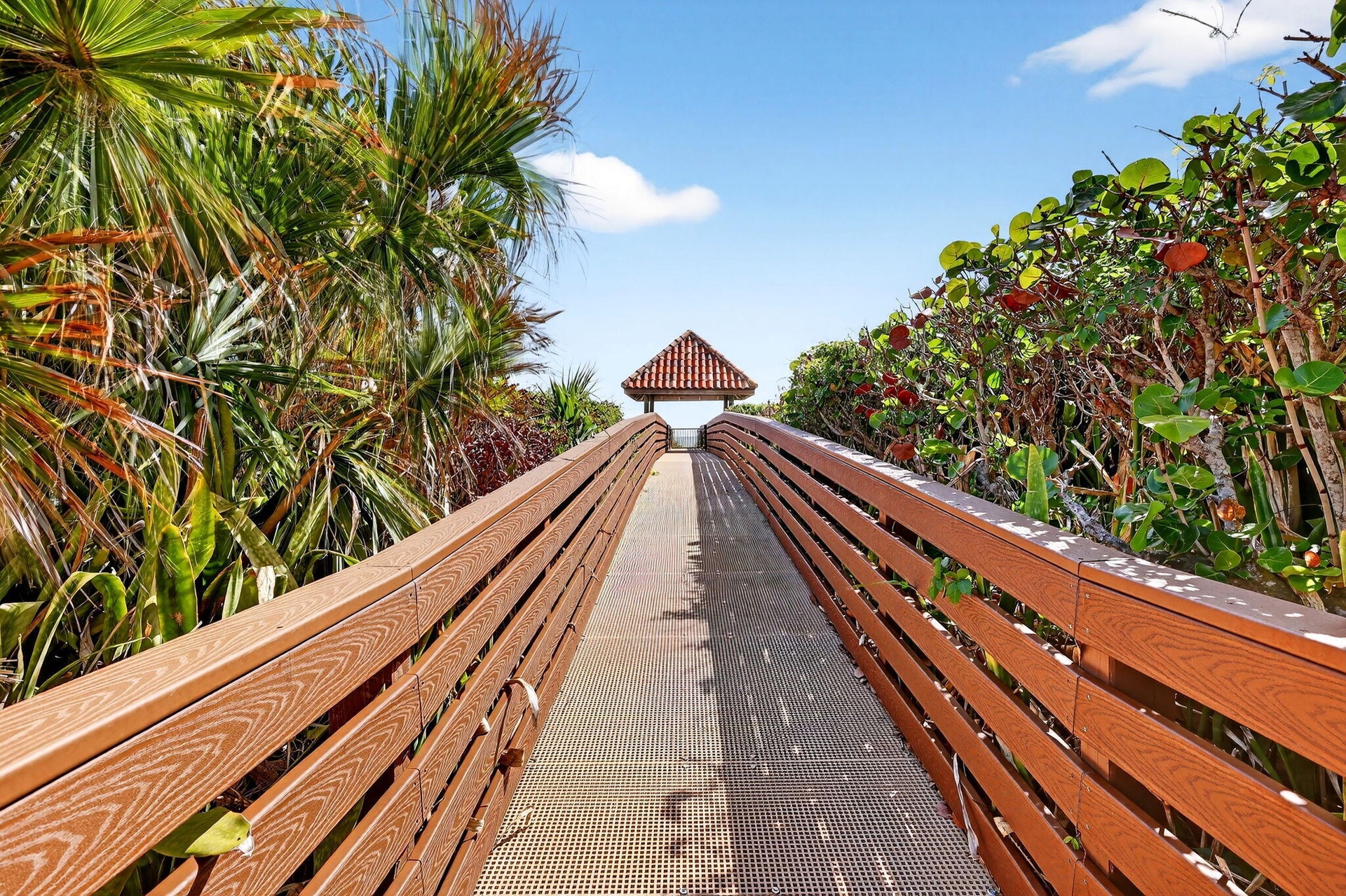 BOARDWALK TO HAPPINESS