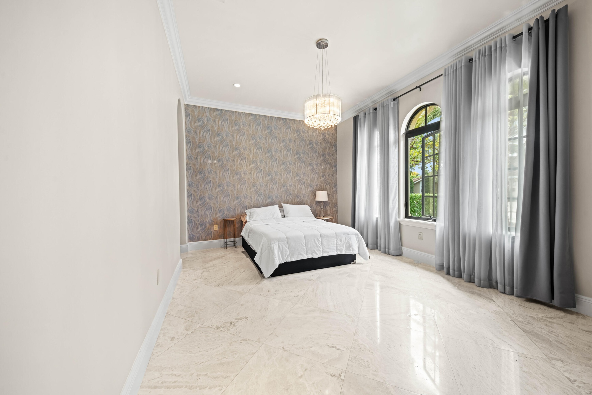En Suite Bedroom 5