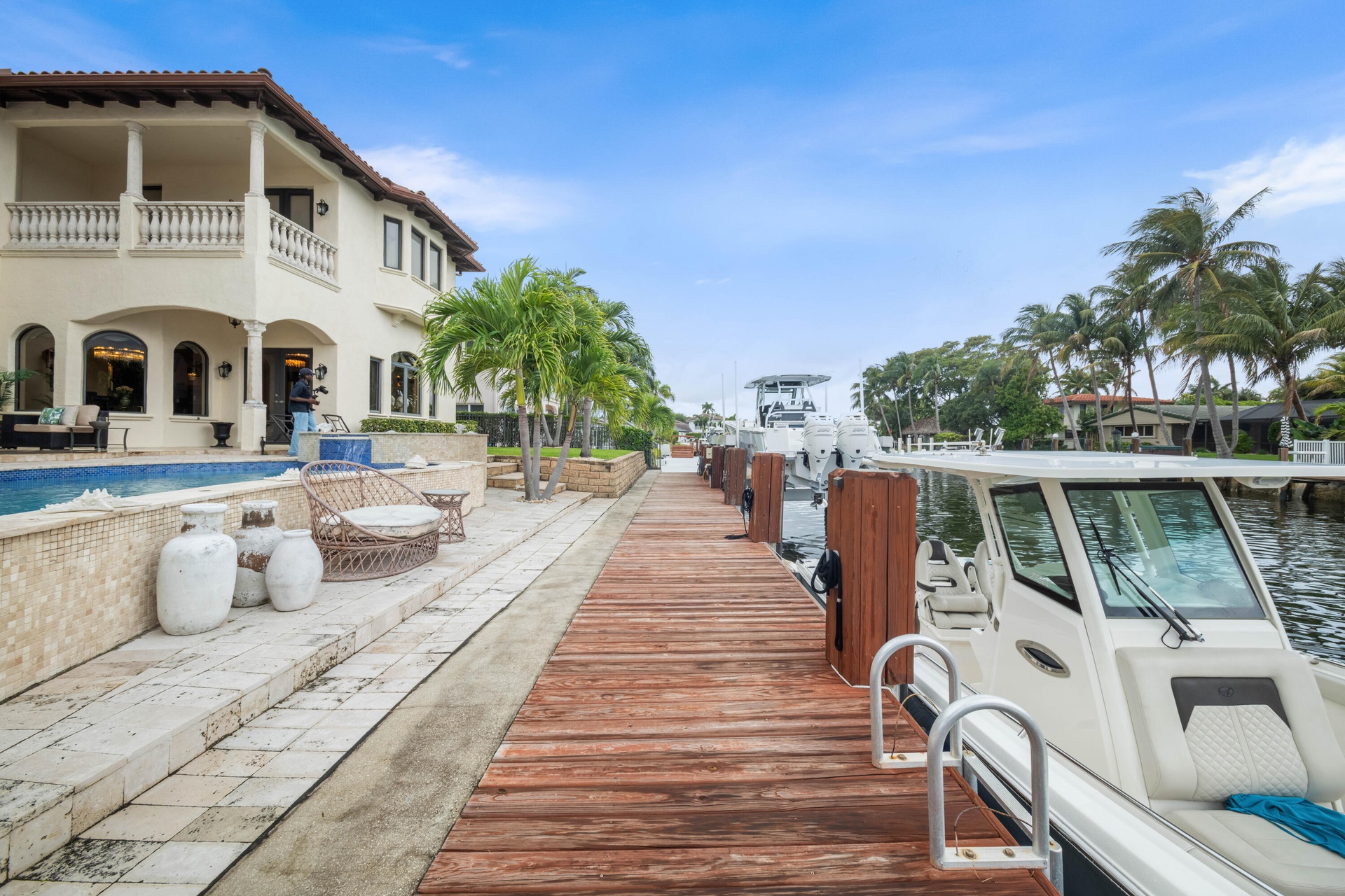 Private Boat Dock, 80' water frontage, available upto 34' dock space