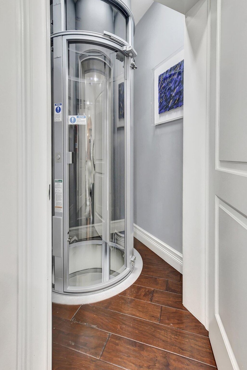 Glass Elevator