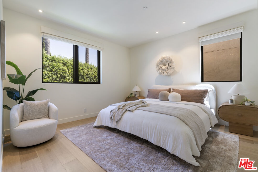 Spacious En-Suite Second Bedro