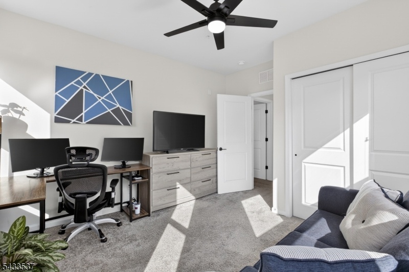 2nd Bedroom