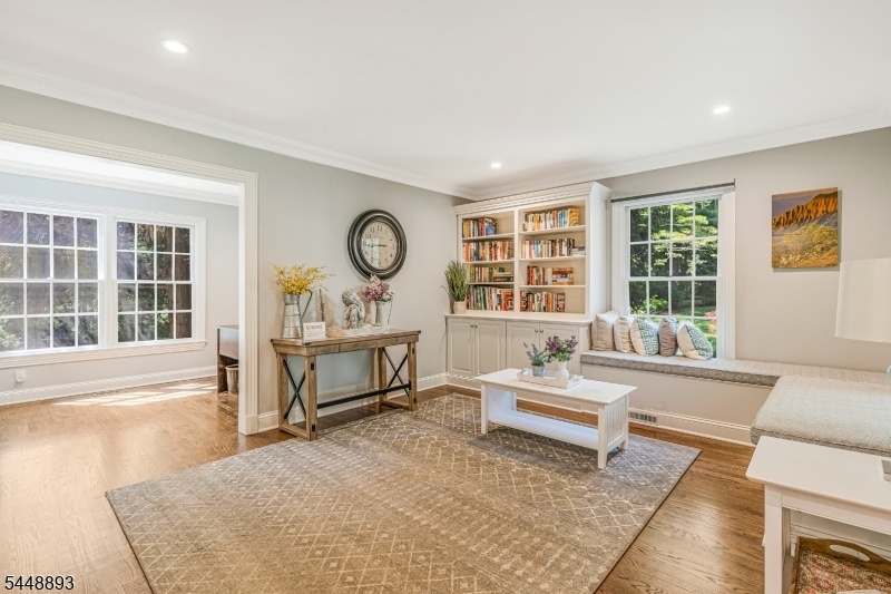 Sitting/Formal Living Room