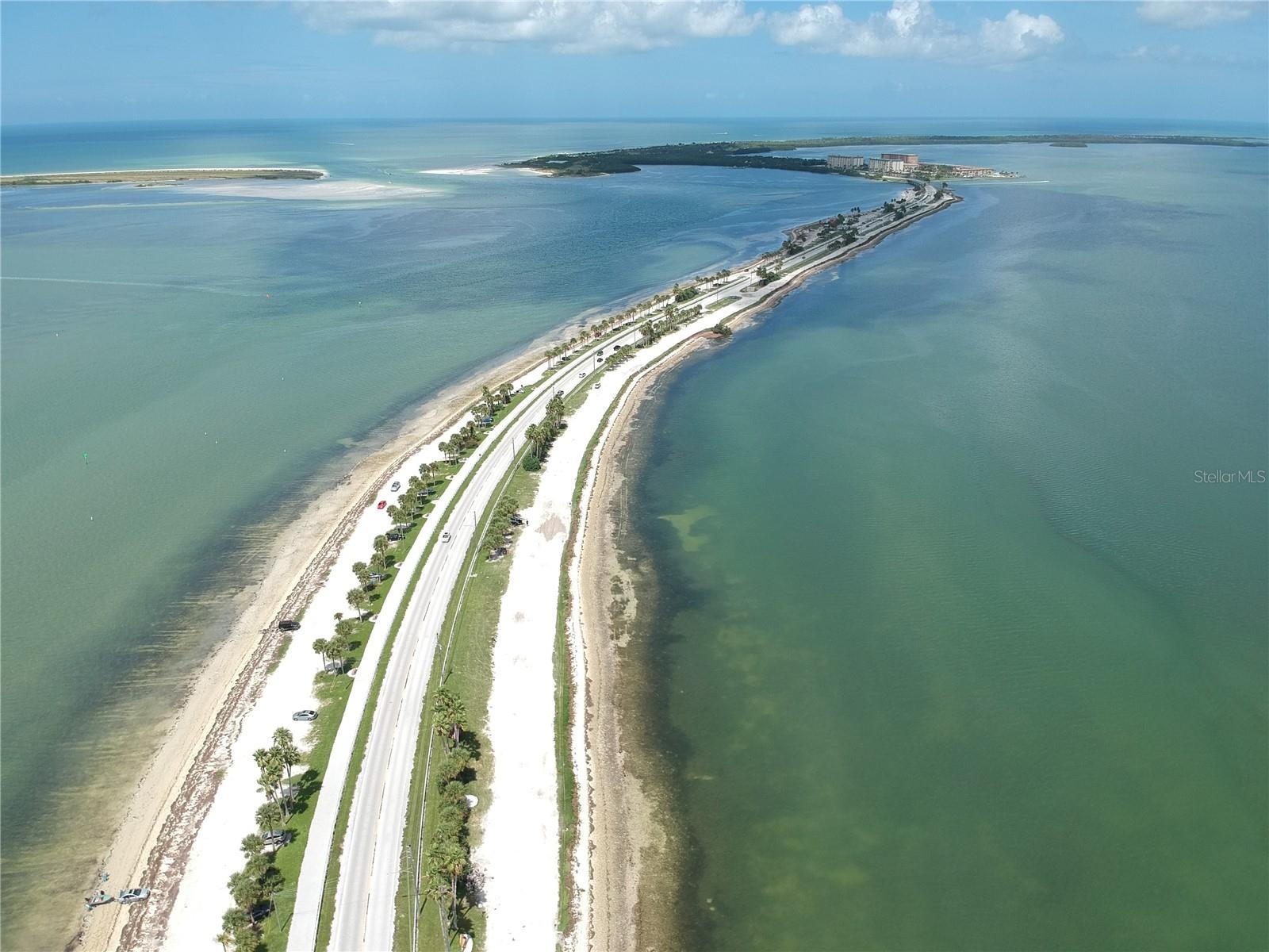 Dunedin Causeway to Honeymoon Island-Dunedin