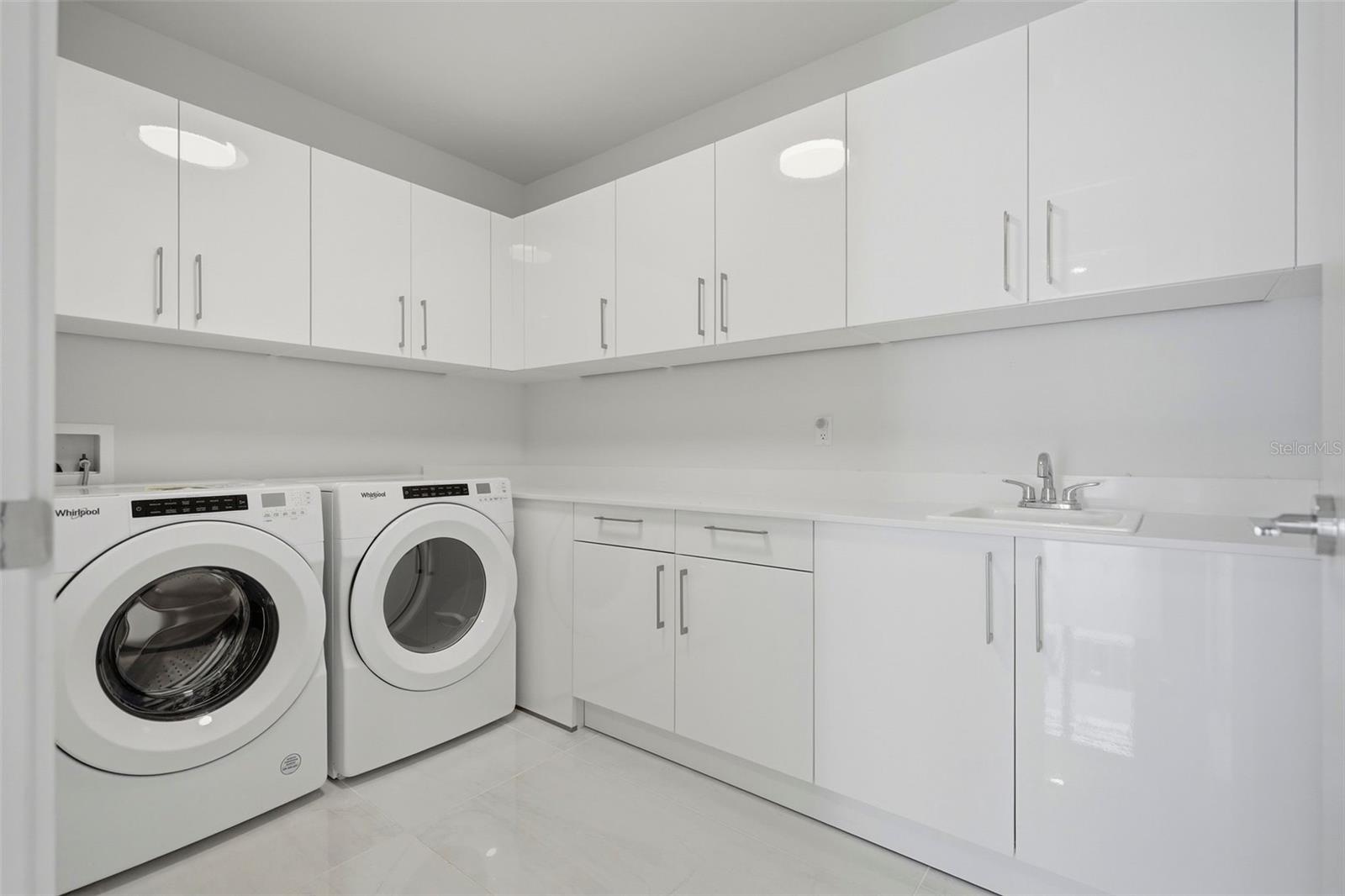 Private Laundry & Storage room