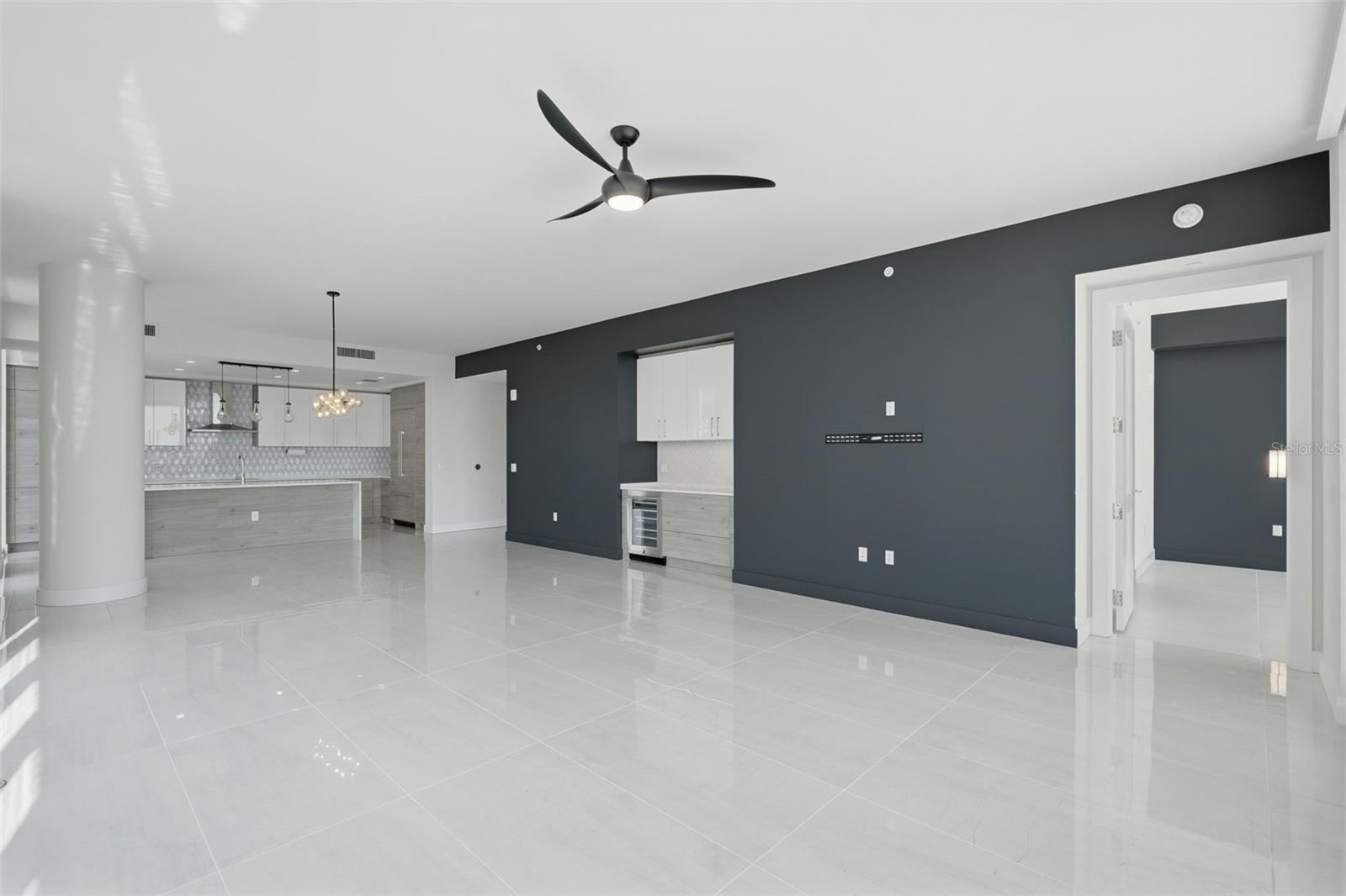 open floorplan - kitchen/living/dining