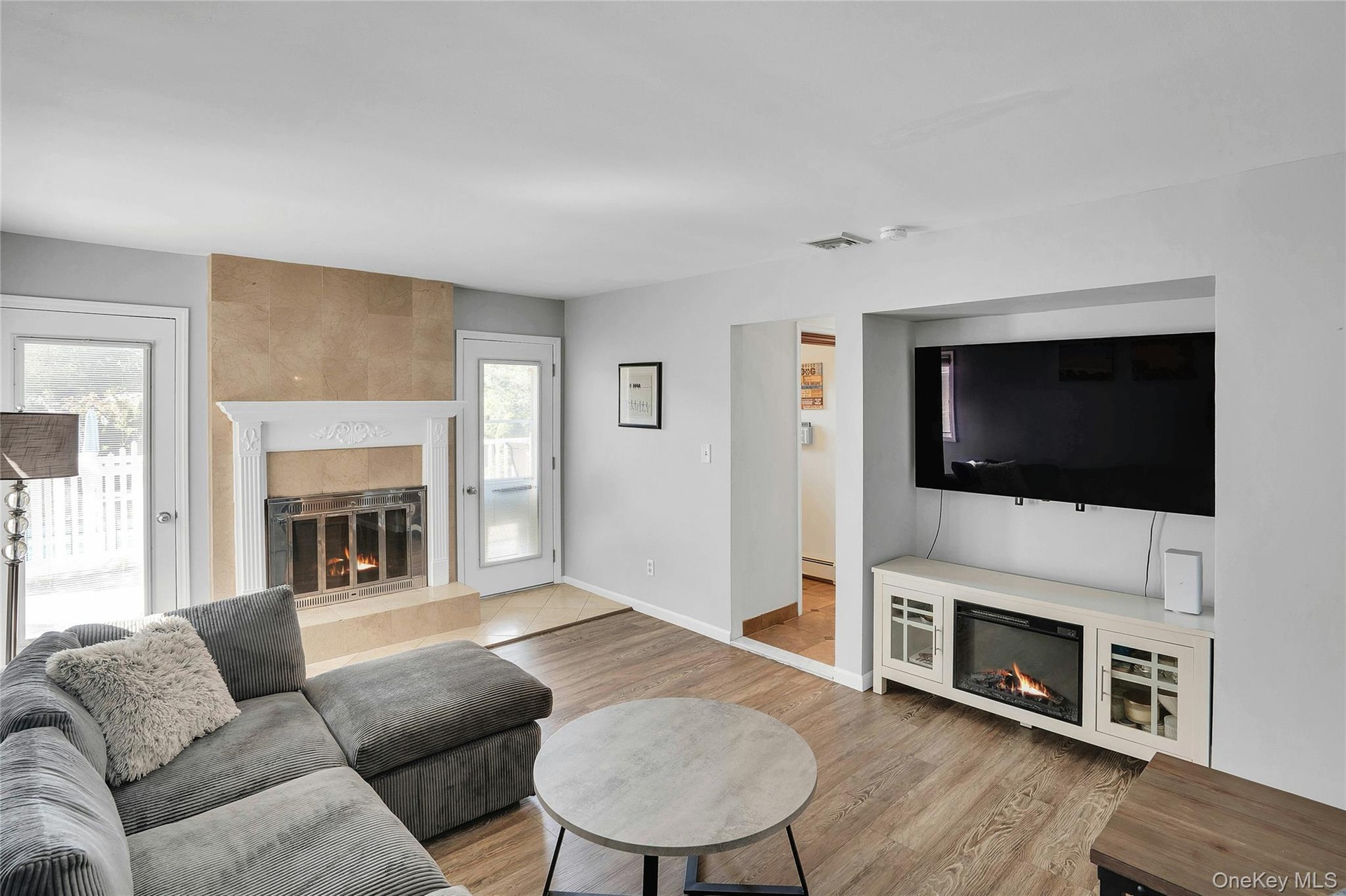 Entertainment room.