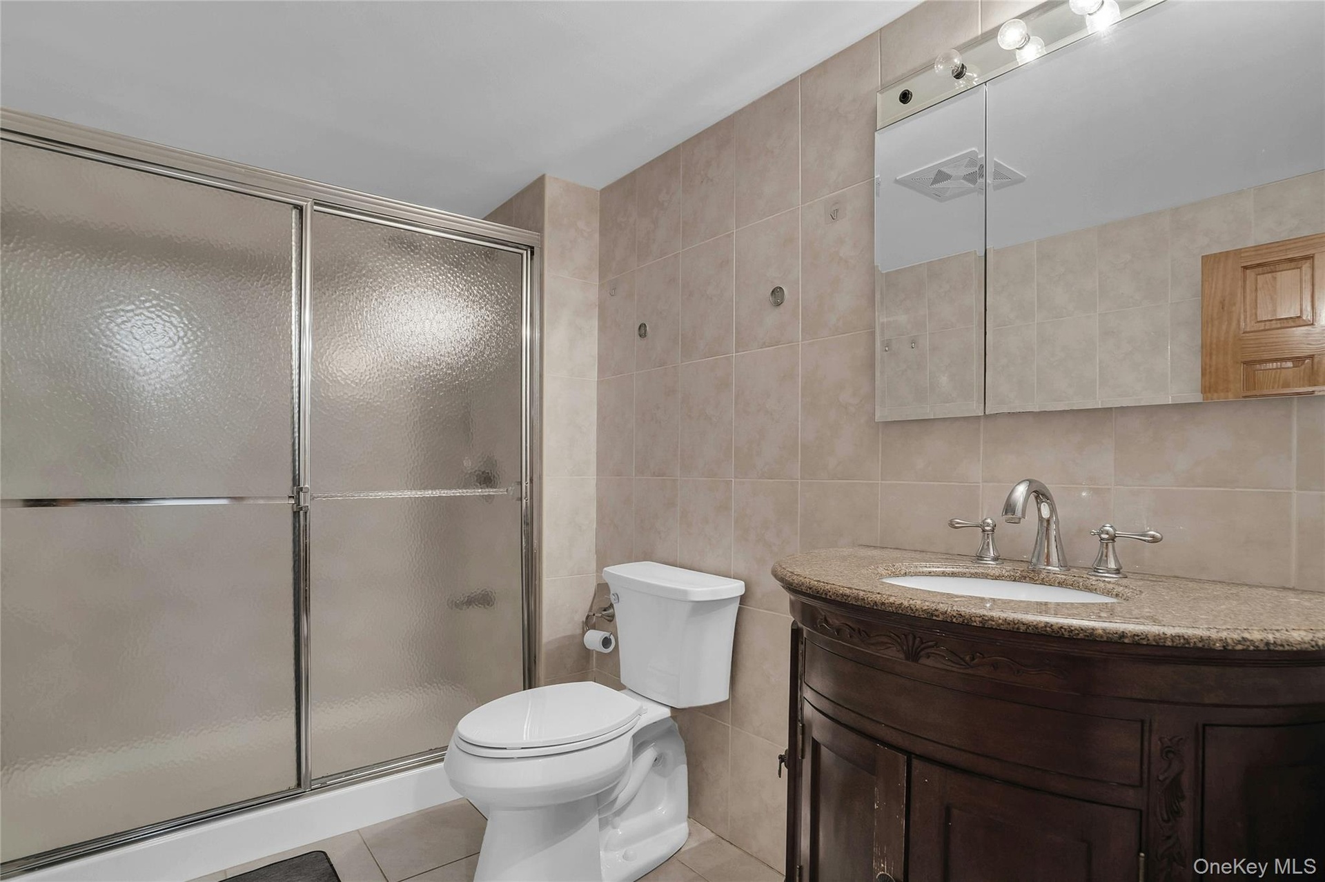 Full bathroom