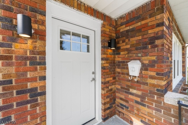 Front/Porch