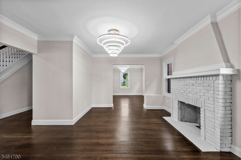 Living/Dining/Hall