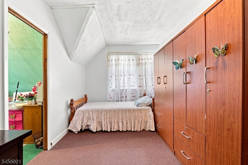 Unit 3: Bedroom