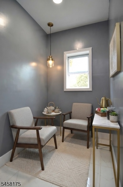 Foyer Furnished