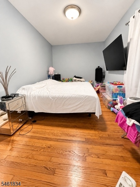 unit 1 bed 2