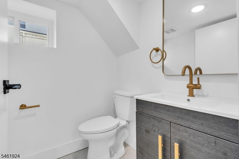 HALF BATH BASEMENT