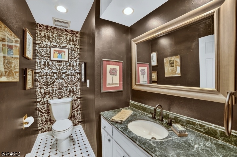 Powder Room