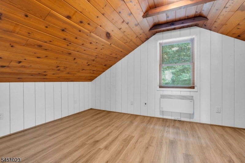 2nd floor bedroom