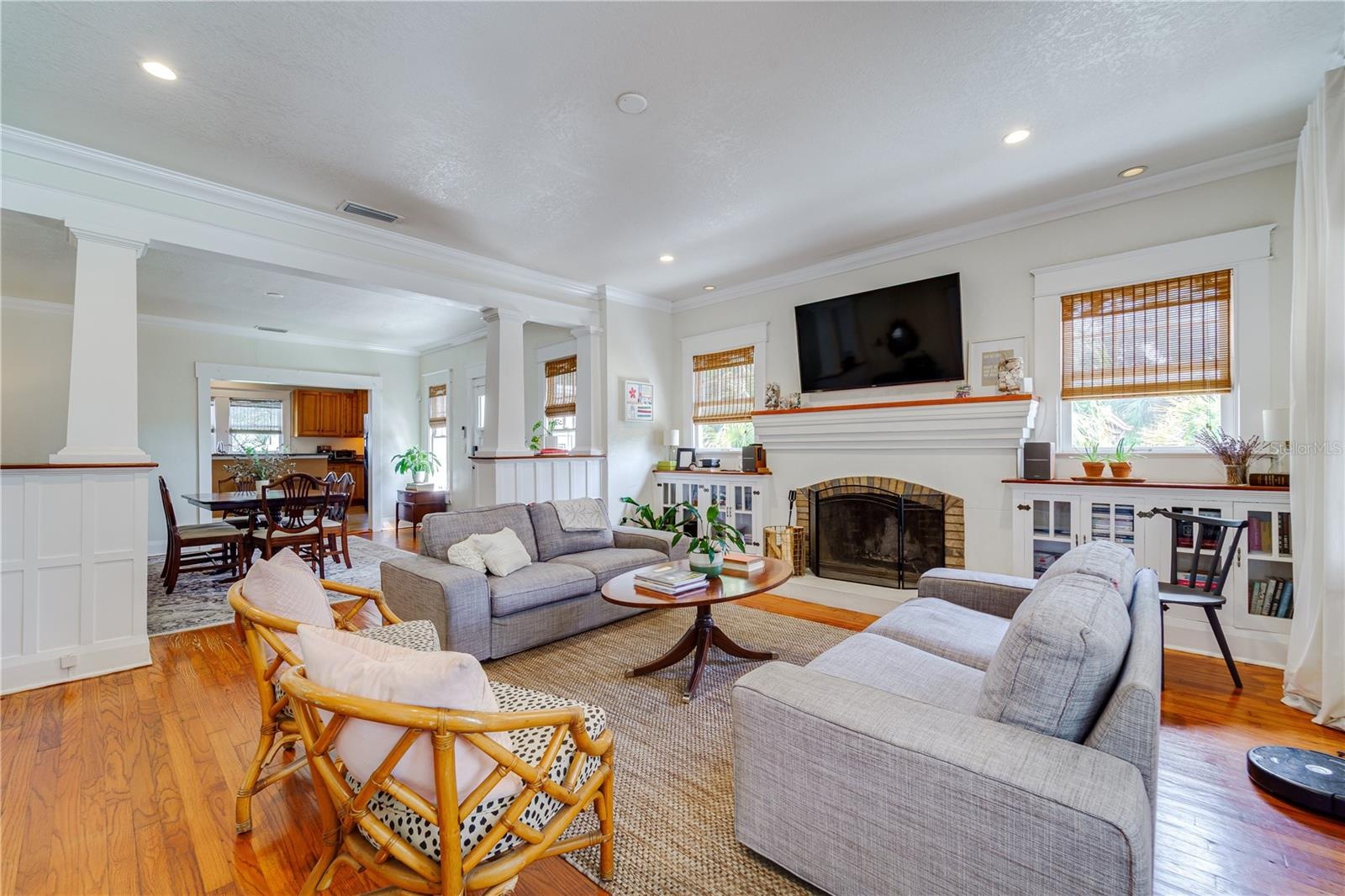 What a welcoming room to greet you into this home.