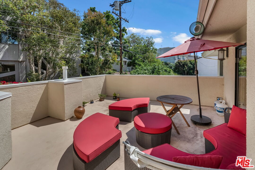 Or al fresco dining.
