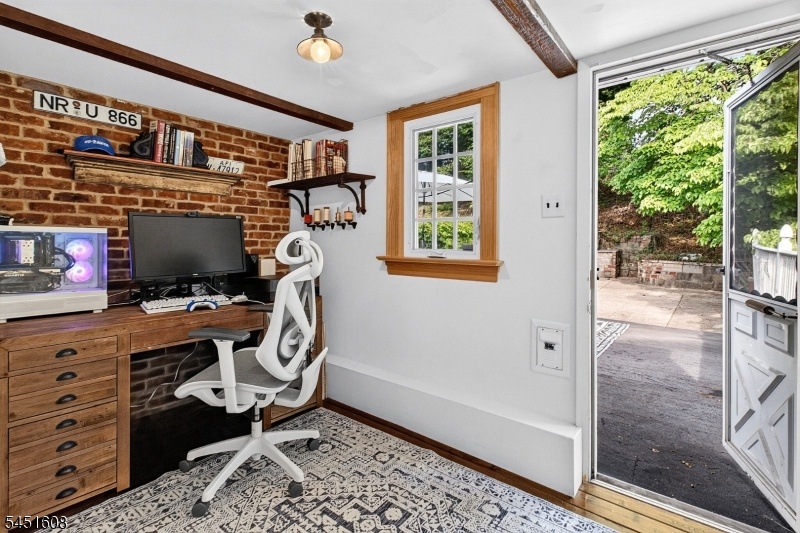 office off primary bedroom