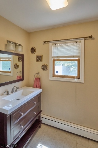 In Law Suite Bath