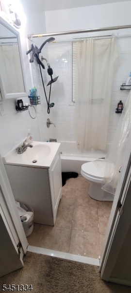 Bathroom 1st floor