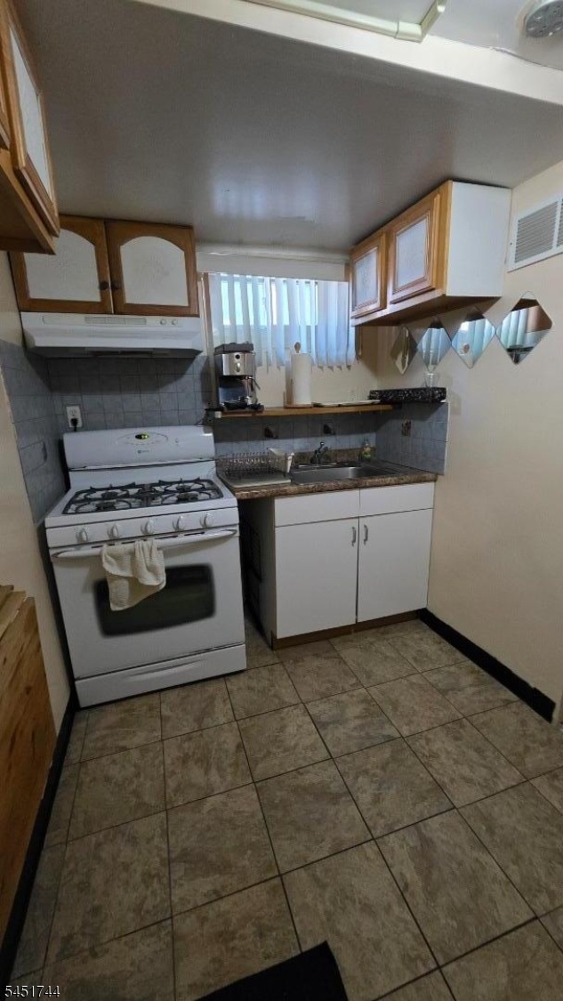 Summer kitchen