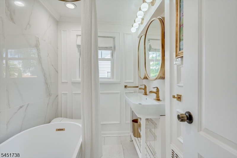 Main Bath